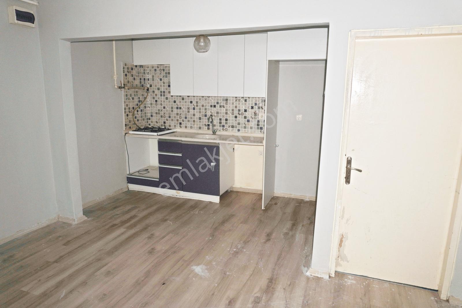 Evka 2 De Satılık 3+1 Çift Mutfaklı+çift Banyolu Çiğliserkan Dan — fotoğraf 19