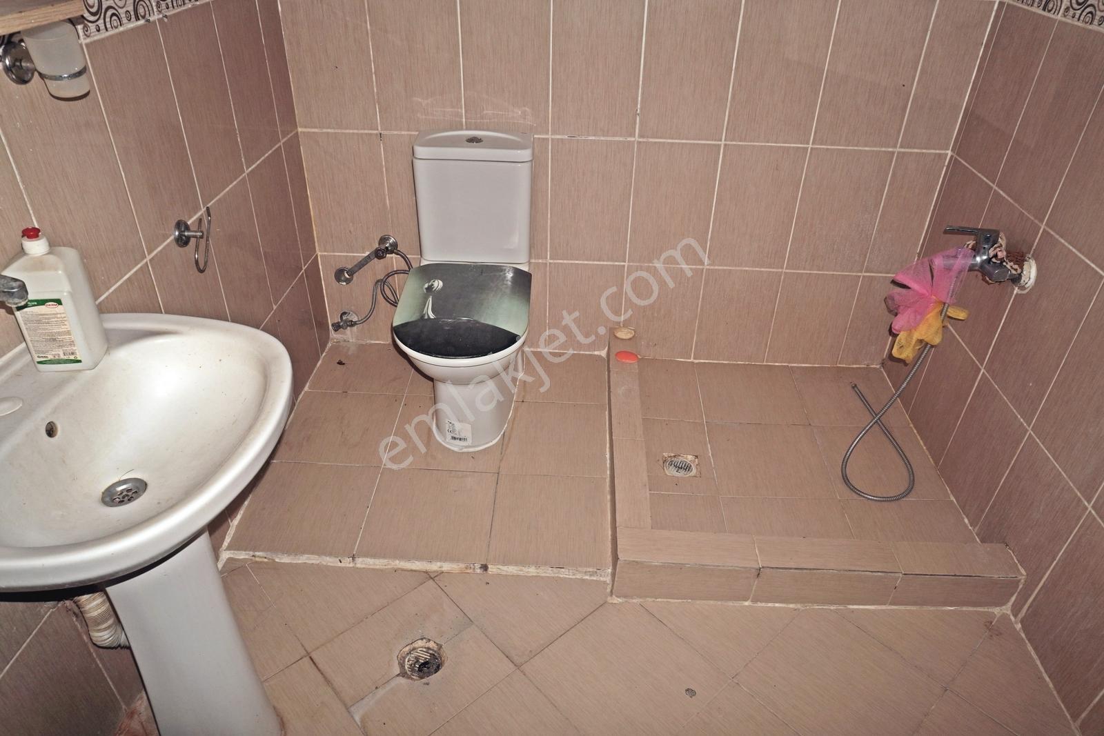 Evka 2 De Satılık 3+1 Çift Mutfaklı+çift Banyolu Çiğliserkan Dan — fotoğraf 28