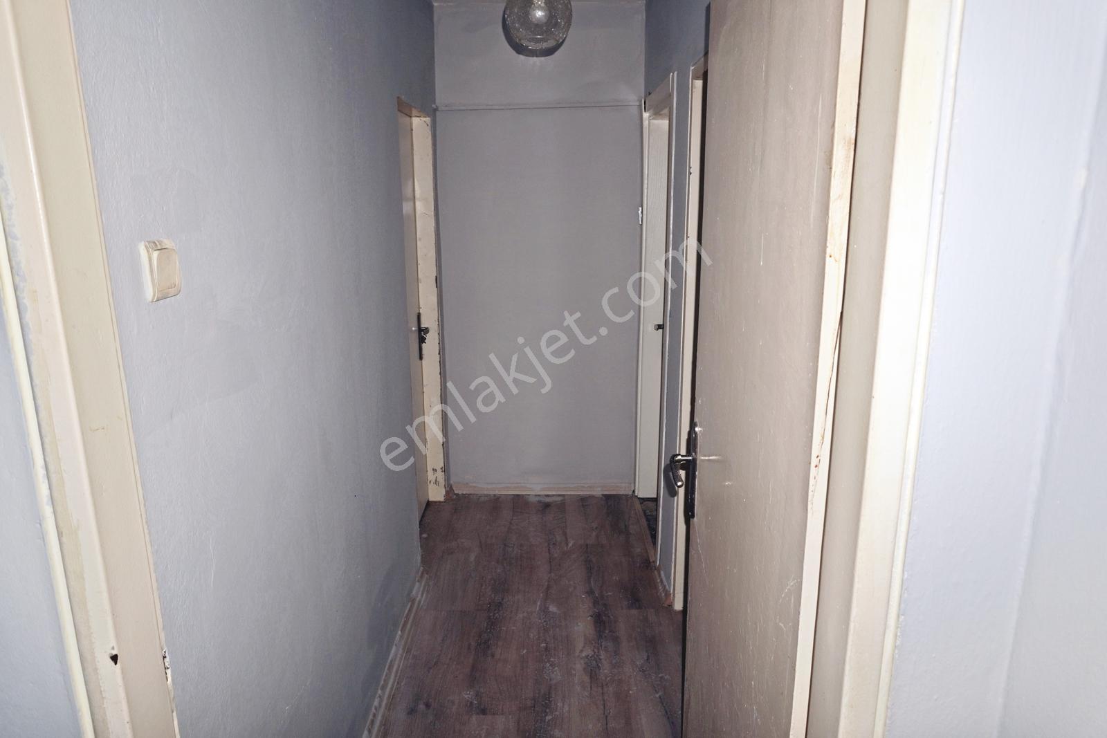 Evka 2 De Satılık 3+1 Çift Mutfaklı+çift Banyolu Çiğliserkan Dan — fotoğraf 31
