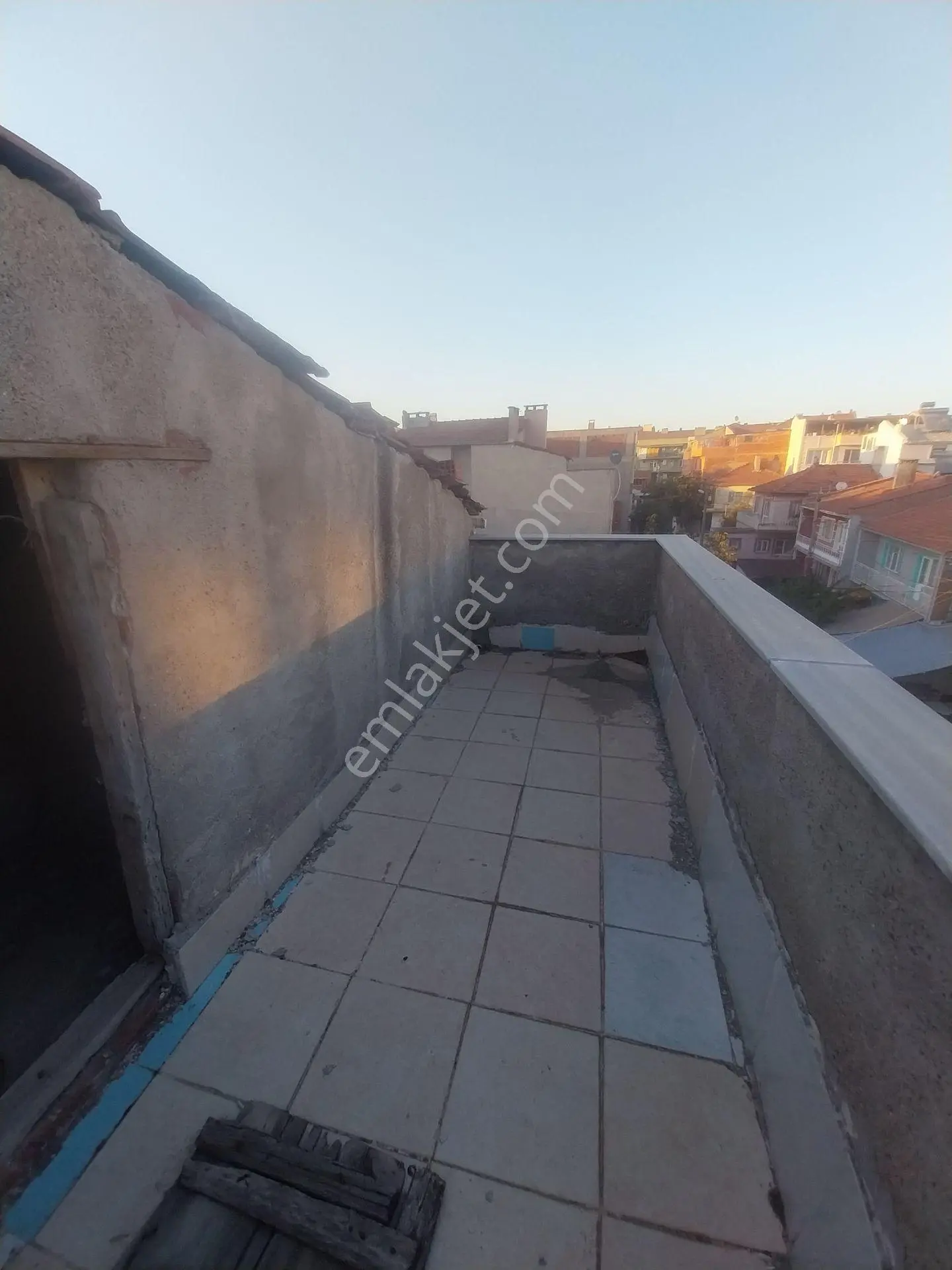 Balıkesir Merkez Maltepe Mahallesi Daire Fiyatına 3 Katlı Betonarme Satılık Komple Bina . — fotoğraf 10