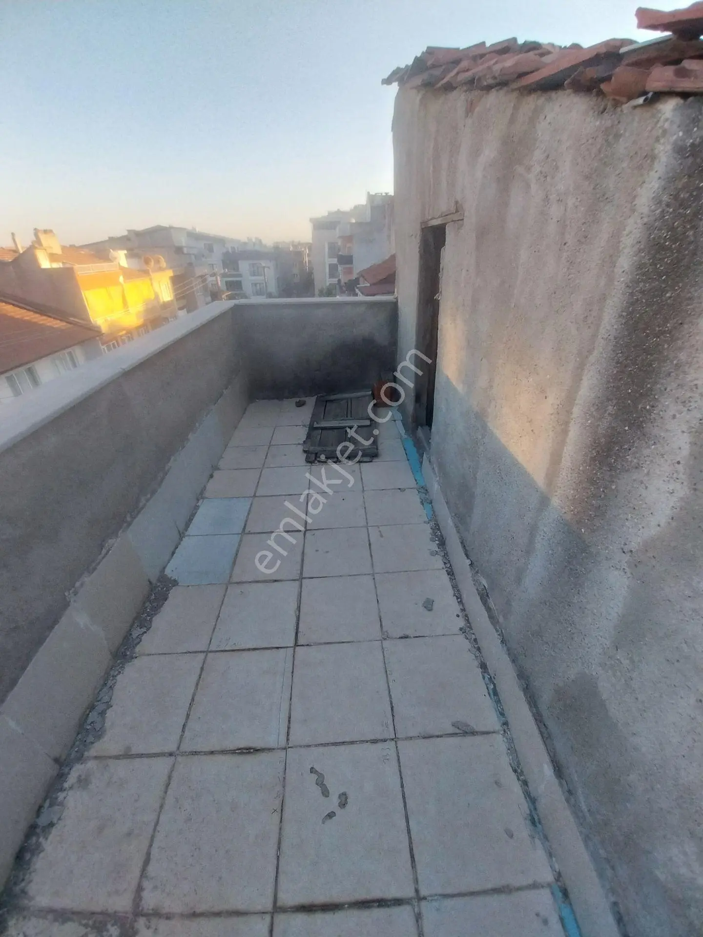 Balıkesir Merkez Maltepe Mahallesi Daire Fiyatına 3 Katlı Betonarme Satılık Komple Bina . — fotoğraf 18