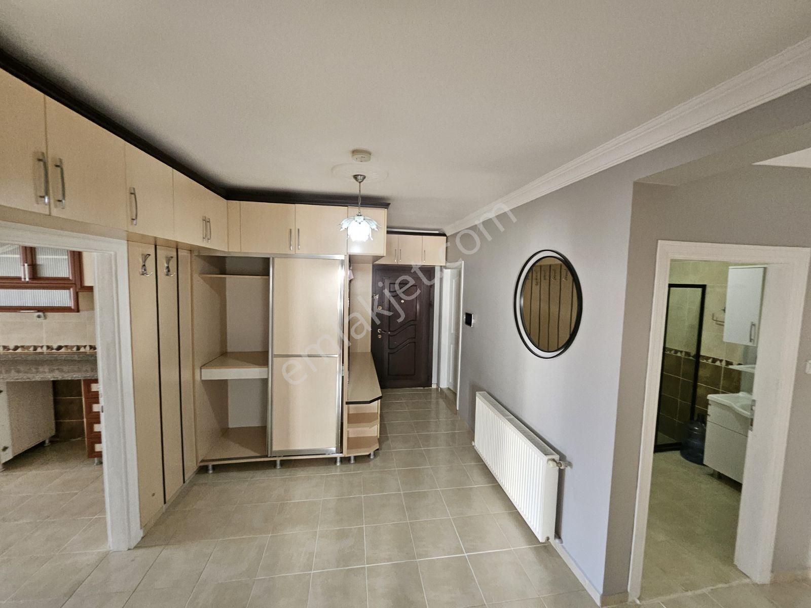 Ankara Sincan Yenikent Cumartesı Pazarı Yanı 3+1 Ara Kat Asansör