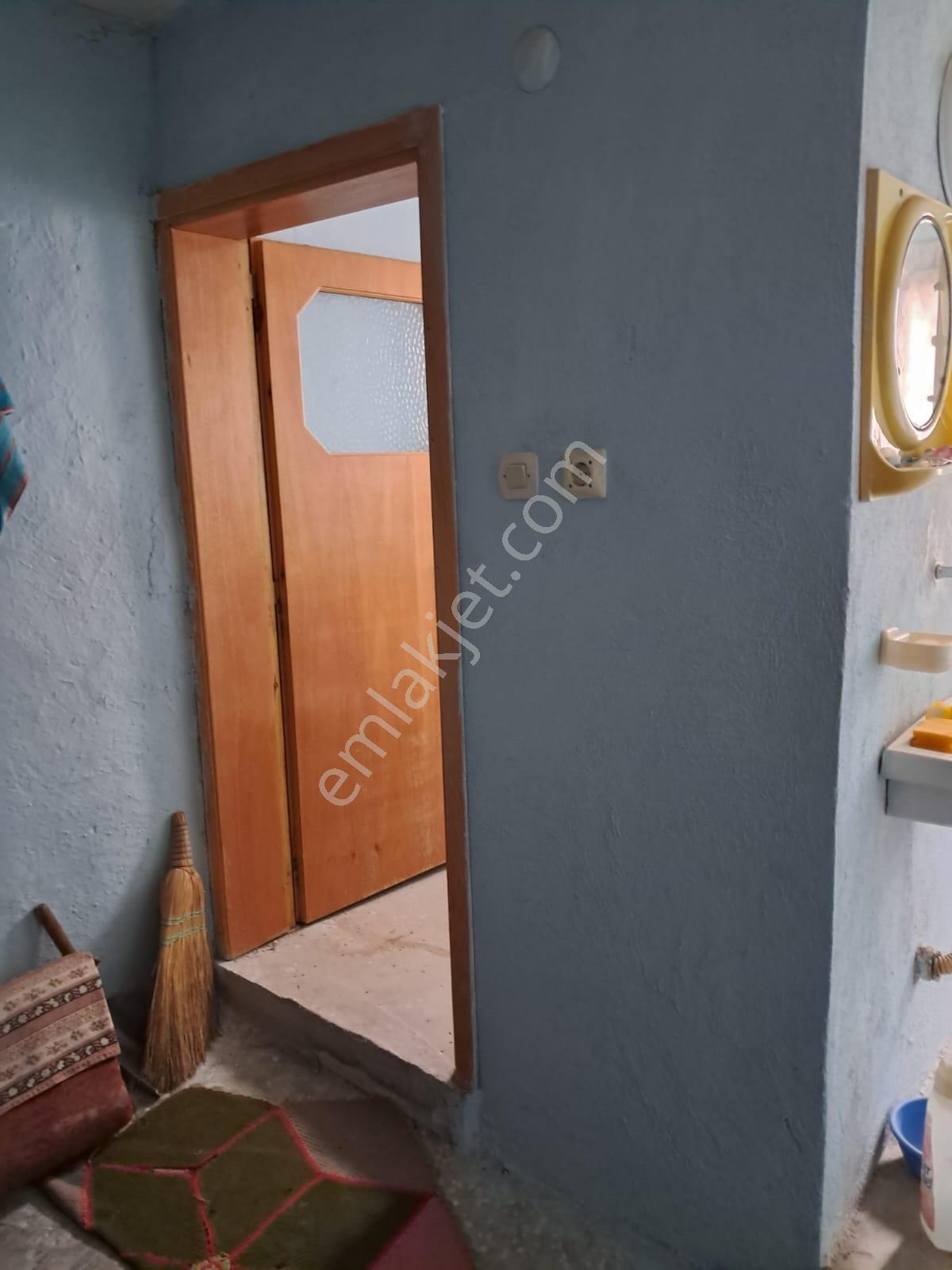 Seydişehir Ortakaraören'de 298 M² Bahçeli Müstakil Ev — fotoğraf 3