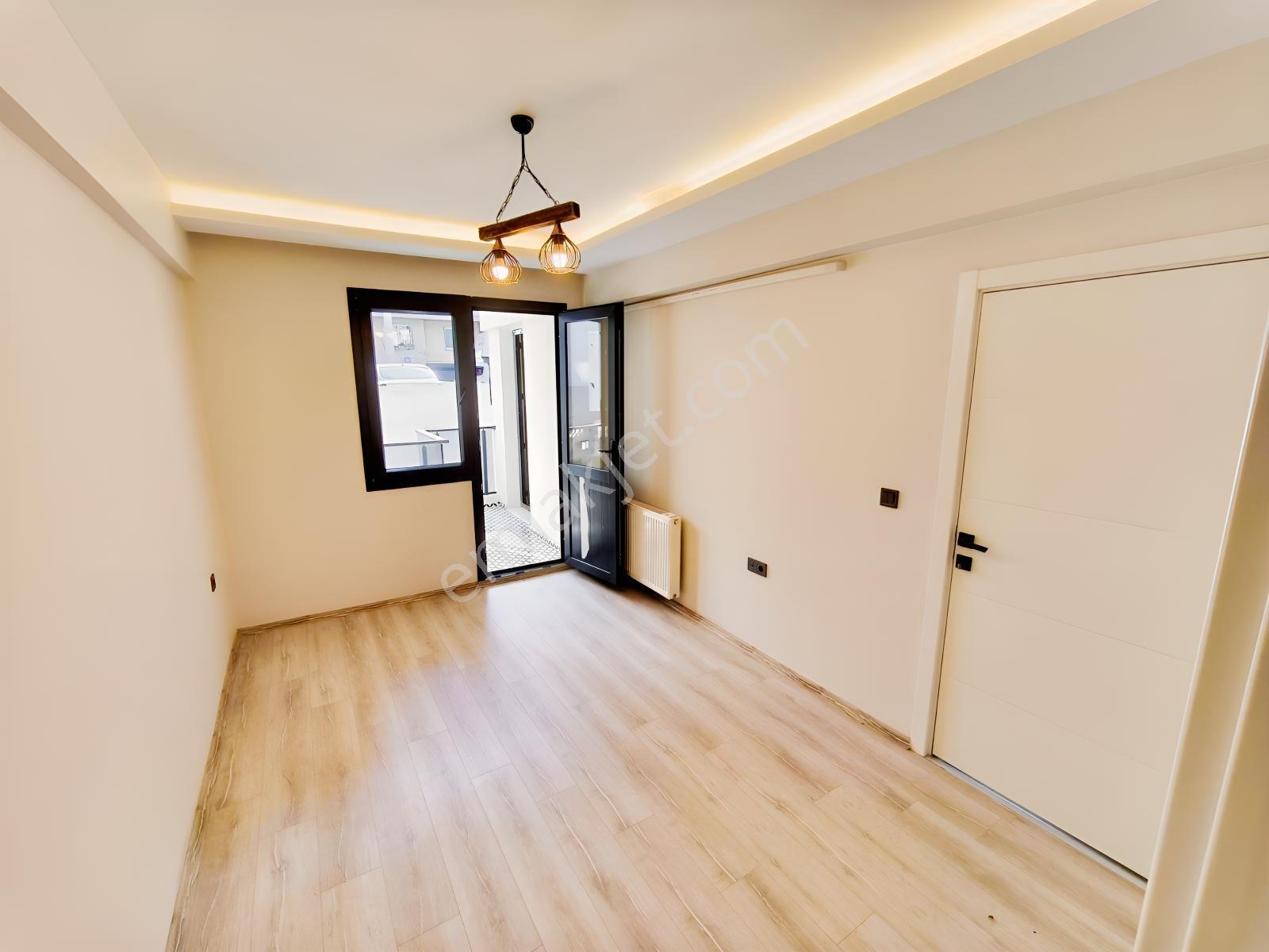 Gülyaka Mahallesi Üzümcü Ve Cadde Yakını 3+1sıfır Ebeveynbanyolu — fotoğraf 11