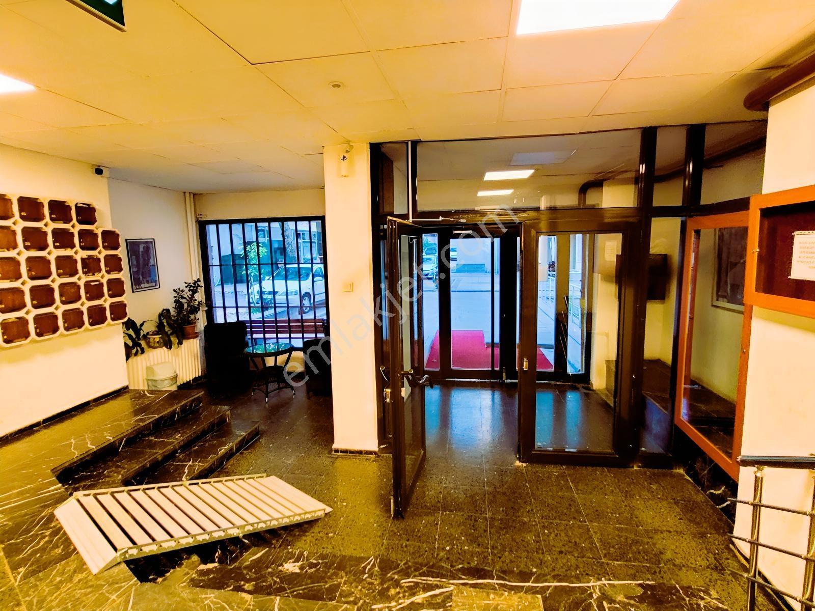 Balgat Yüksel Sitesinde 5.katta 3+1 Daire — fotoğraf 36