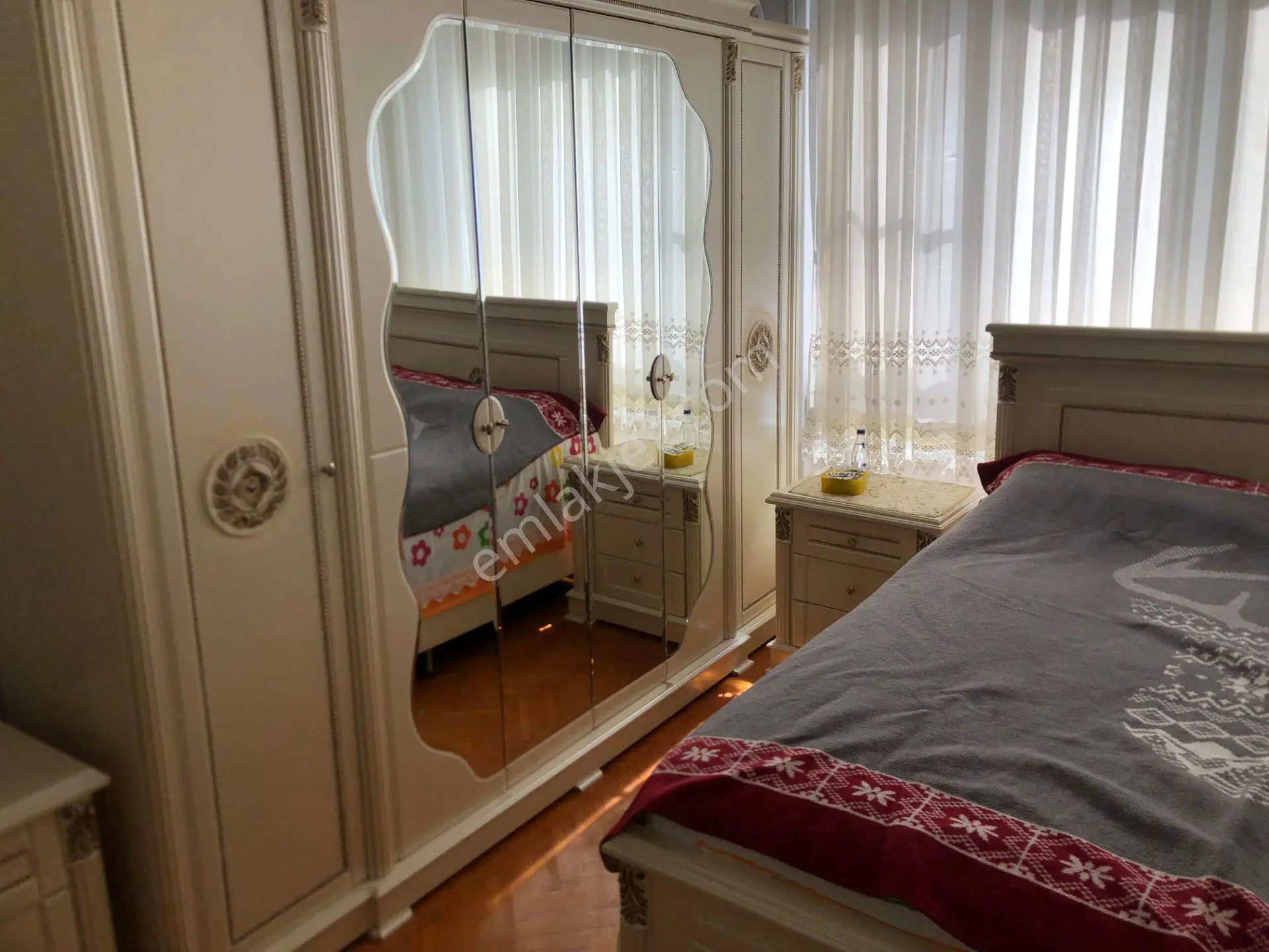 Kavaklıkta Satlık Daire Kombili 4+1 Kat2 — fotoğraf 13