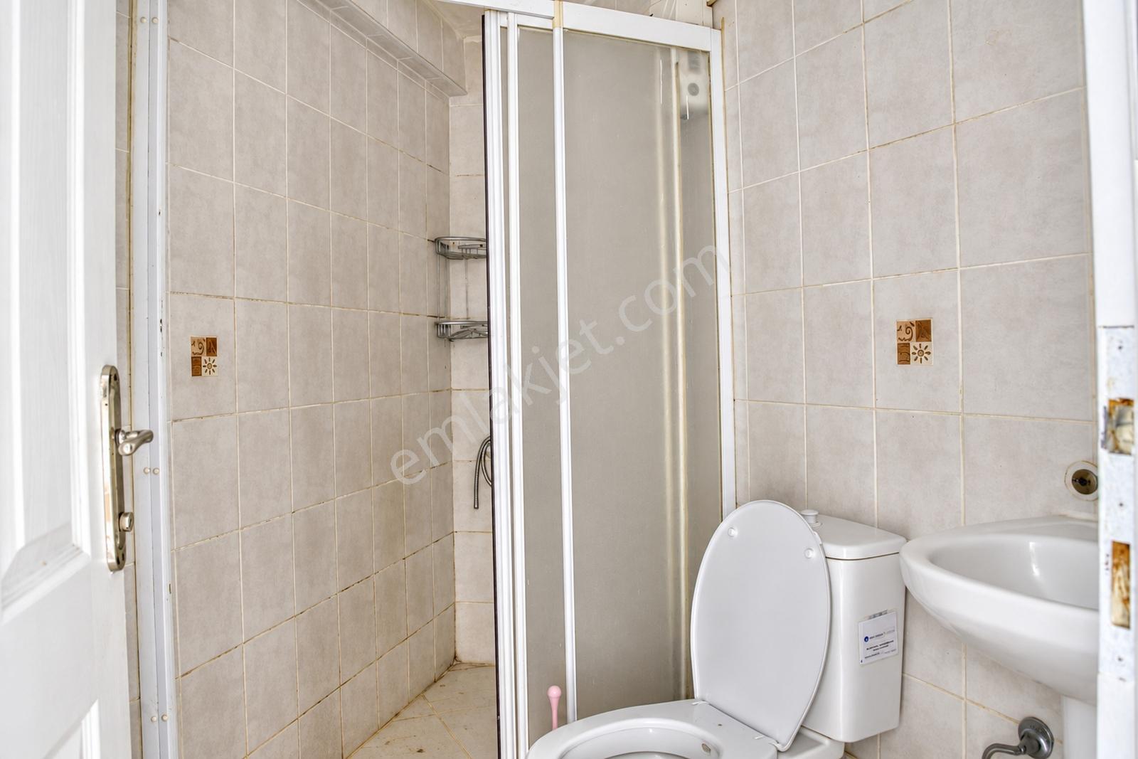 ️s-a-k-a-l-l-ı-dan Turgutreis Yakaarasında Satılık Tripleks — fotoğraf 3
