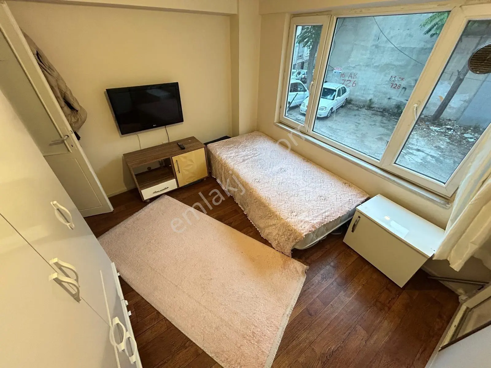 Bursa Kurtoğlunda 1+1 65m2 Yüksek Giriş D.sobalı Daire — fotoğraf 8