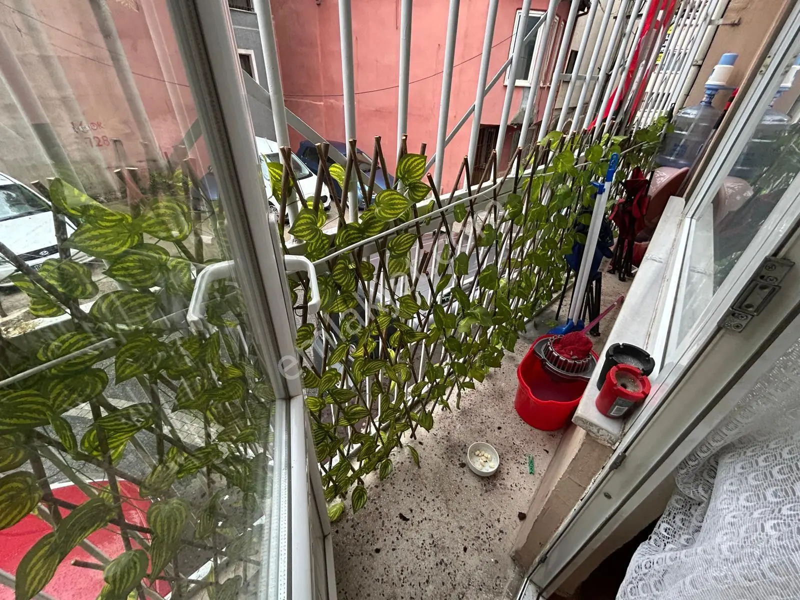 Bursa Kurtoğlunda 1+1 65m2 Yüksek Giriş D.sobalı Daire — fotoğraf 14