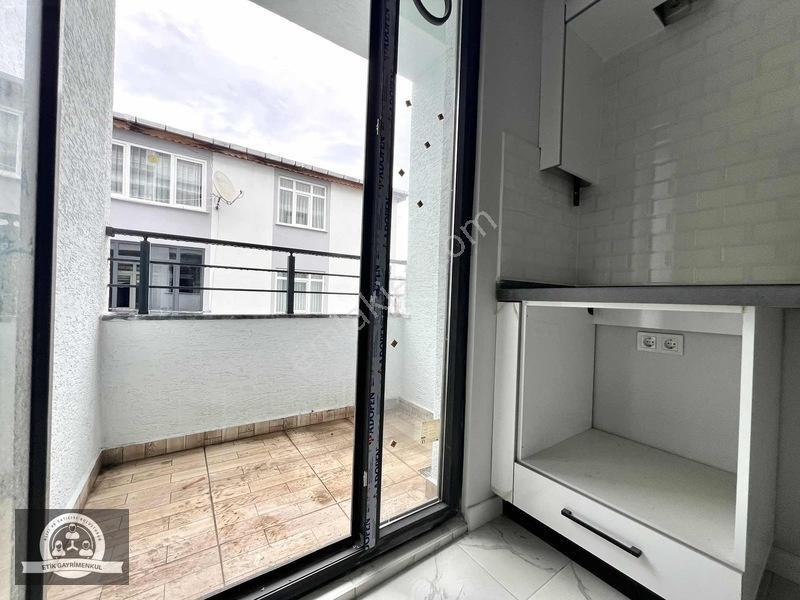 Sancaktepe Veysel Karani'de Metroya Yakın Net 80m2 Arakat — fotoğraf 10