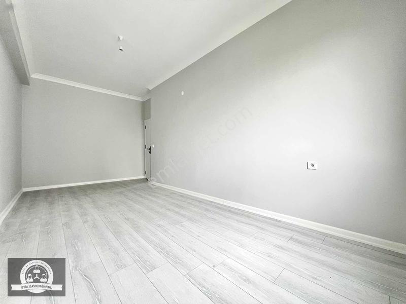 Sancaktepe Veysel Karani'de Metroya Yakın Net 80m2 Arakat — fotoğraf 19