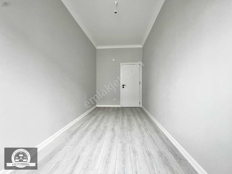 Sancaktepe Veysel Karani'de Metroya Yakın Net 80m2 Arakat — fotoğraf 28