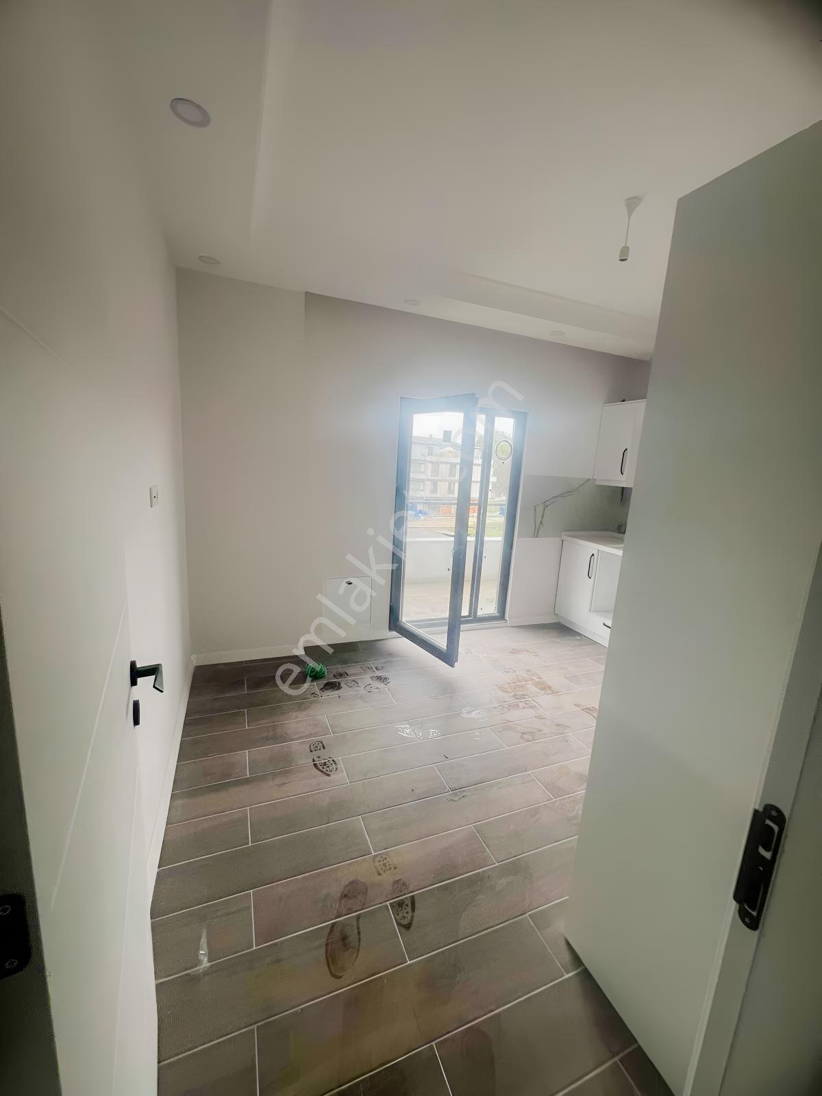 Kartepe İbrikderede 140 M² Geniş 3+1 Eğimsiz Dubleks! — fotoğraf 17