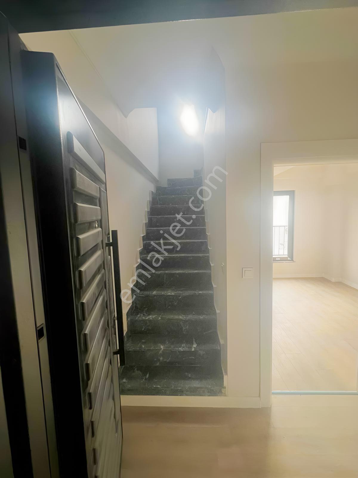 Kartepe İbrikderede 140 M² Geniş 3+1 Eğimsiz Dubleks! — fotoğraf 19