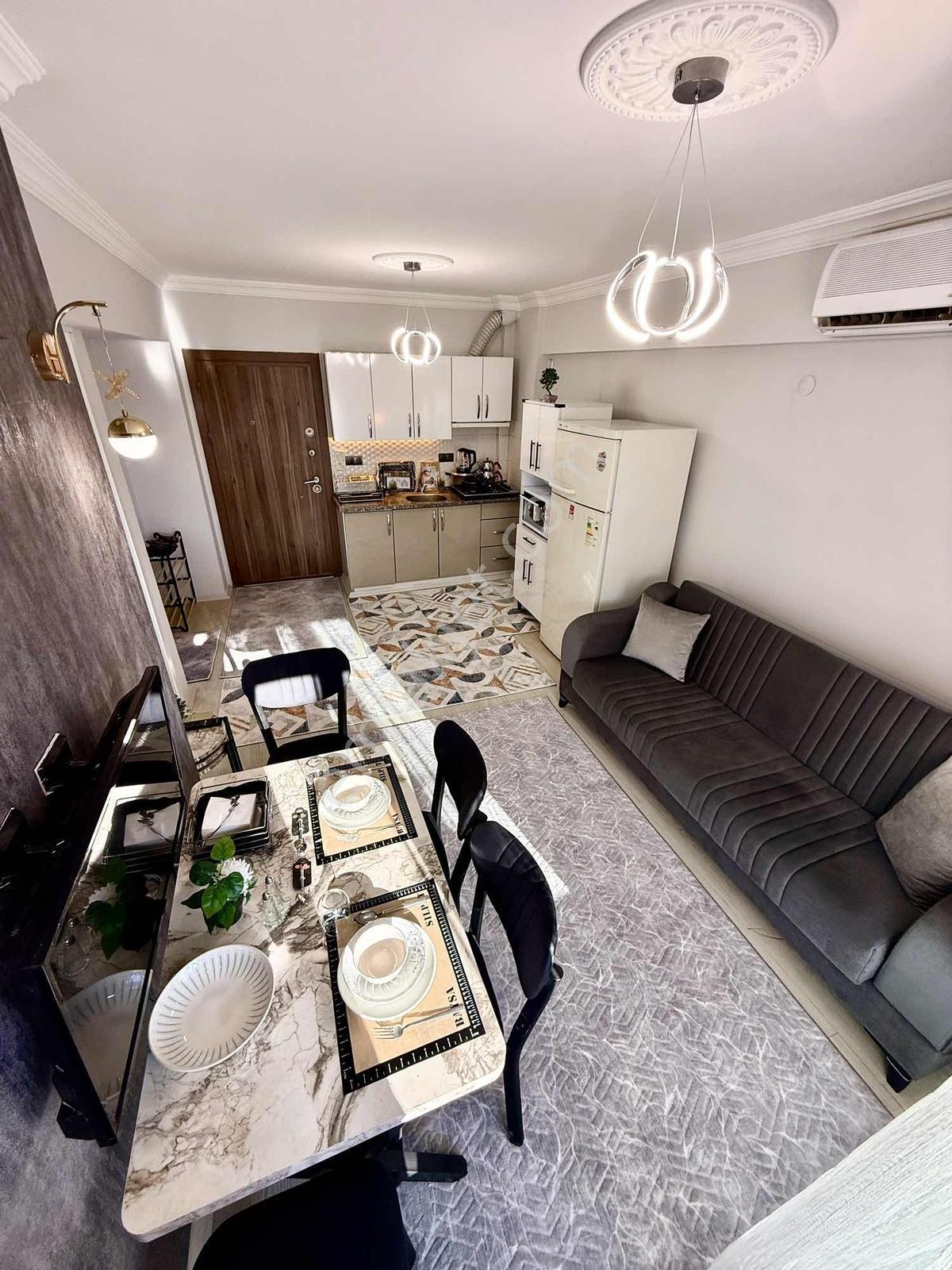 1+1 Ultra Lüks Eşyalı Daire, Cambalkonlu, 16 Bin Kiracılı — fotoğraf 3