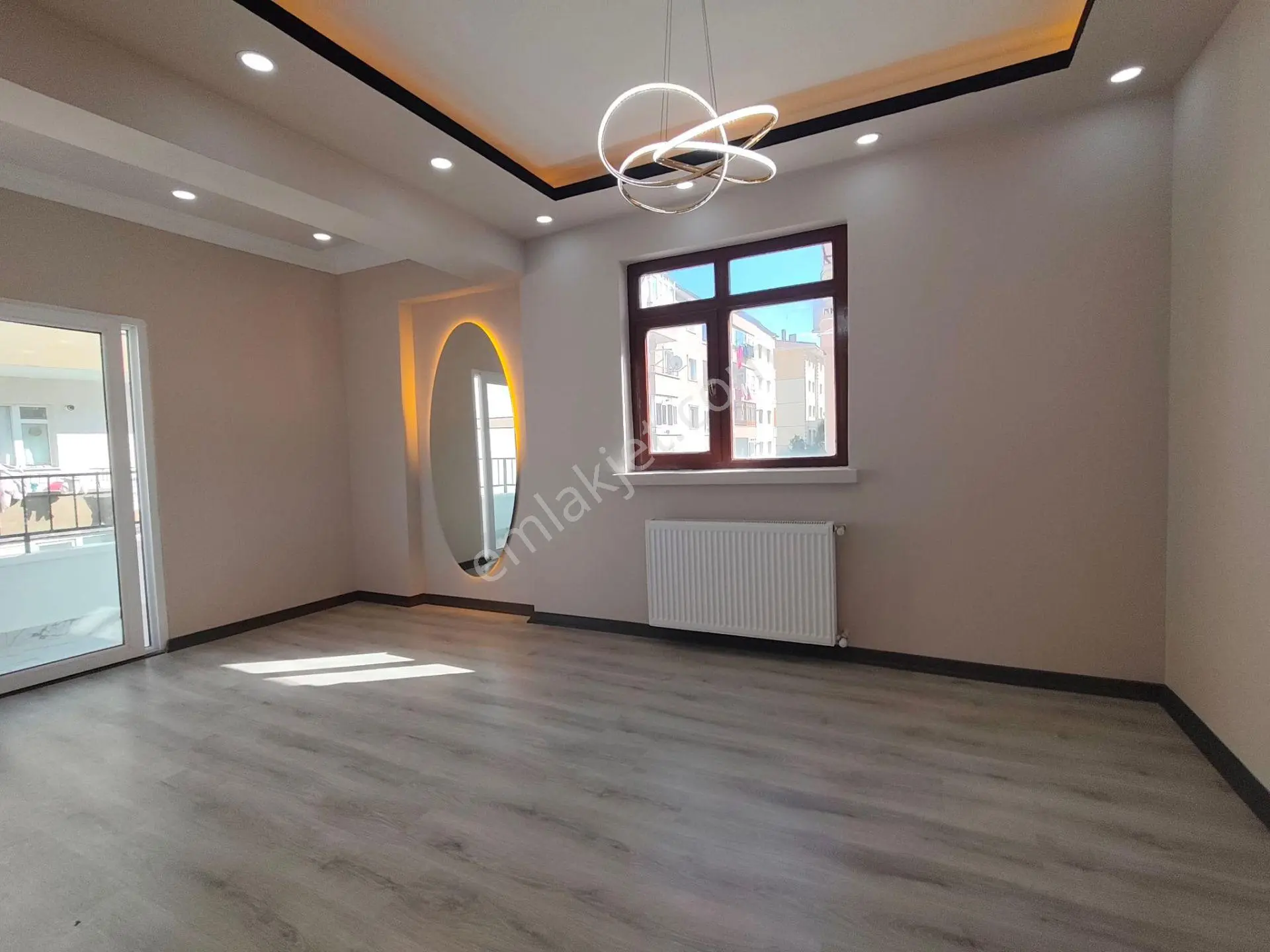 Yılmaz Gayrımenkulden 3+1 Cadde Üzeri Ful Yapılı 2 Ara Kat Pazarlıklı — fotoğraf 2