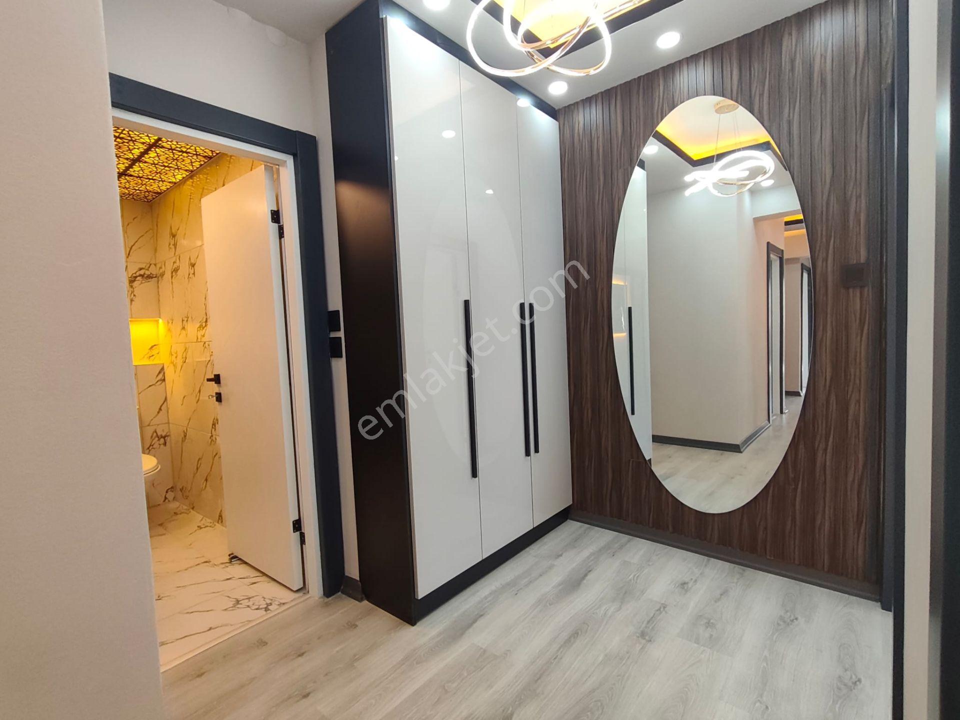 Yılmaz Gayrımenkulden 3+1 Cadde Üzeri Ful Yapılı 2 Ara Kat Pazarlıklı — fotoğraf 8