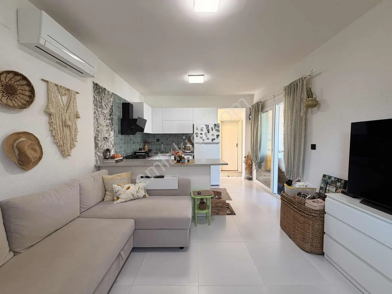 Bodrum Türkbükü Havuzlu Site İçerisinde 1+1 Daire Sahile 200 M — fotoğraf 5