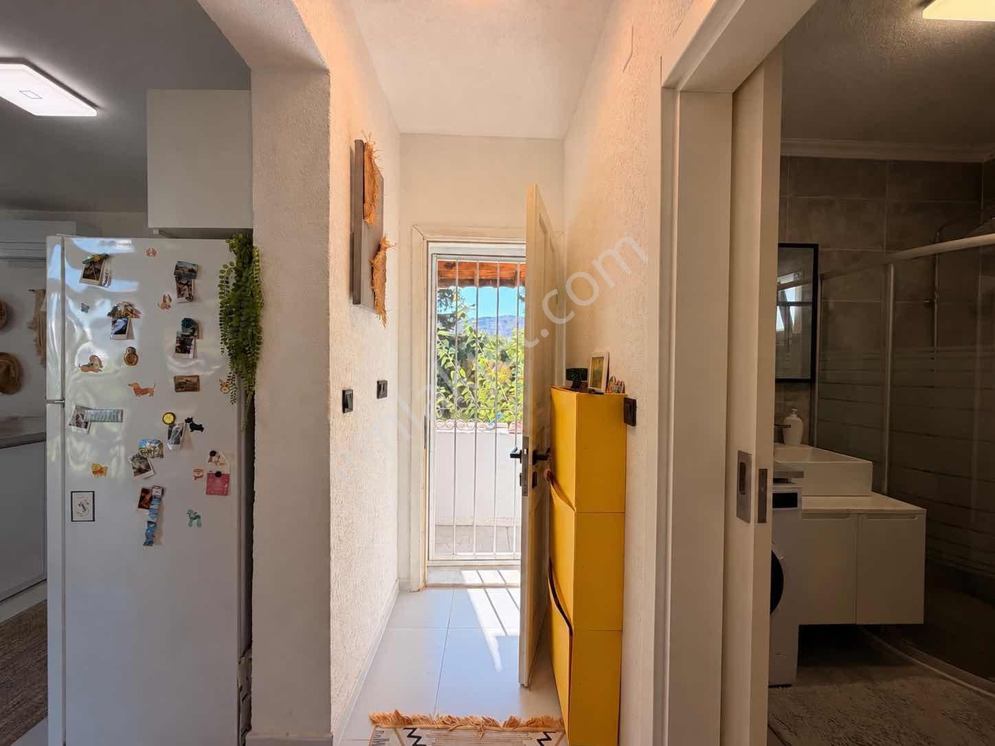 Bodrum Türkbükü Havuzlu Site İçerisinde 1+1 Daire Sahile 200 M — fotoğraf 17