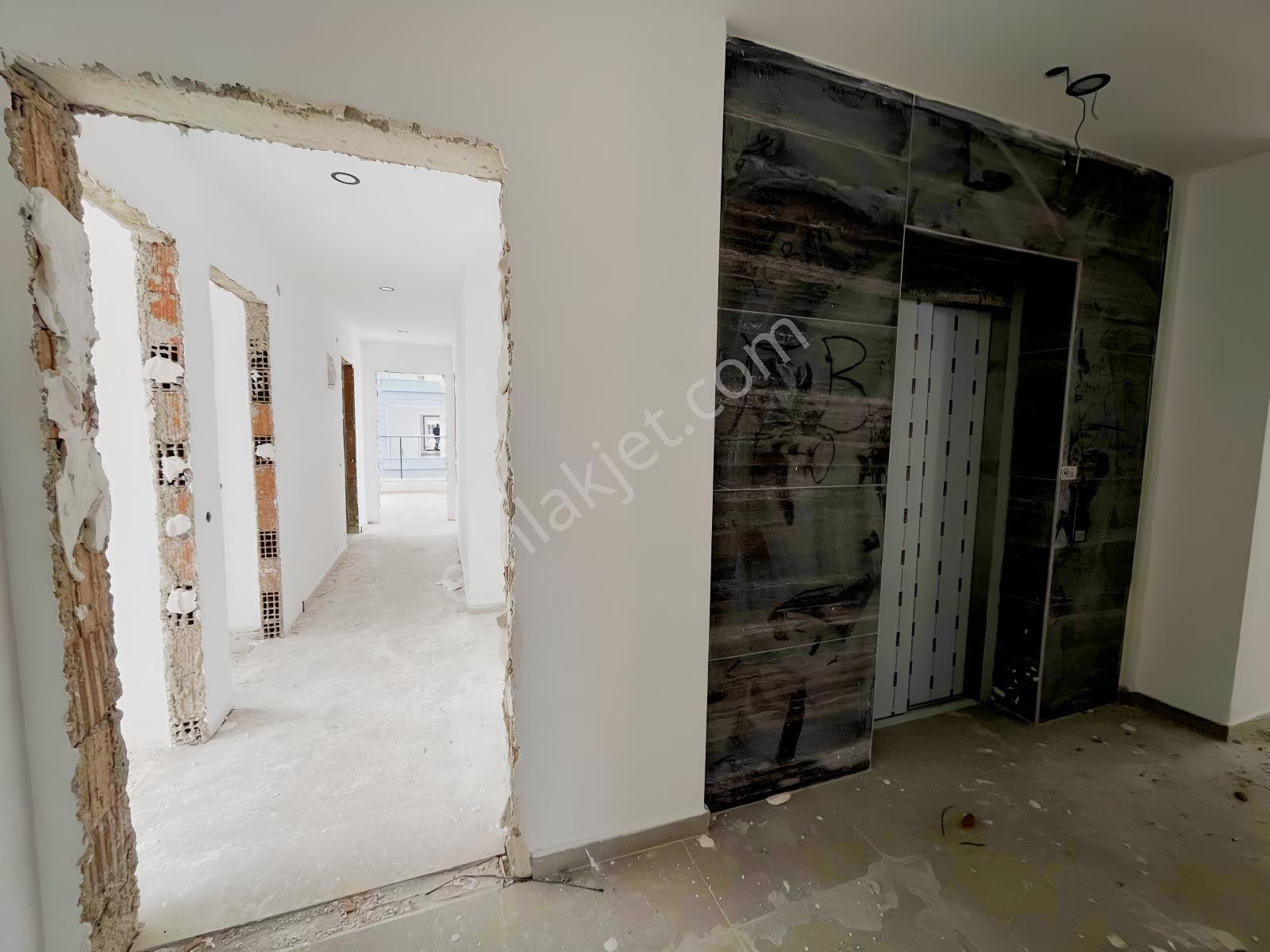 Sıfır Full Özellikli Kompleks 2+1 Ayrı Mutfaklı Satılık Daire — fotoğraf 3