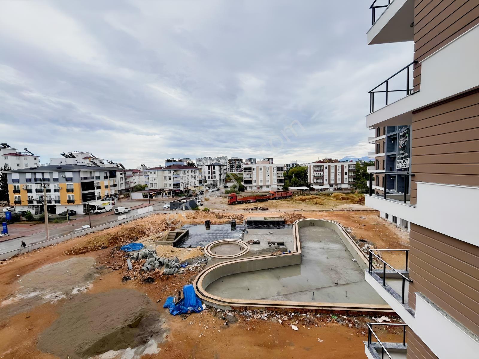Sıfır Full Özellikli Kompleks 2+1 Ayrı Mutfaklı Satılık Daire — fotoğraf 9