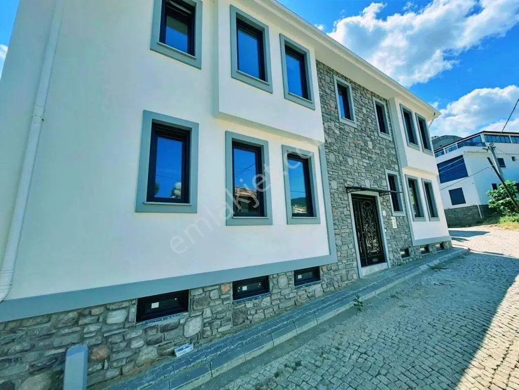 Uytundan Gürede Mustakil Tadında Satılık Lüks 2+1 Daire — fotoğraf 15