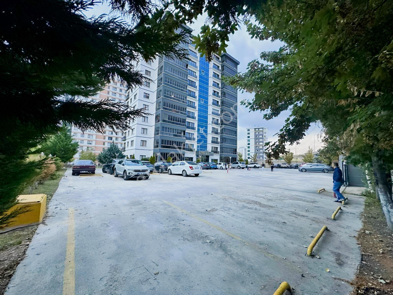 Bağlıca Mermeroğlu Caddesinde V Gate Sitesinde Satılık 4+1 Daire — fotoğraf 2