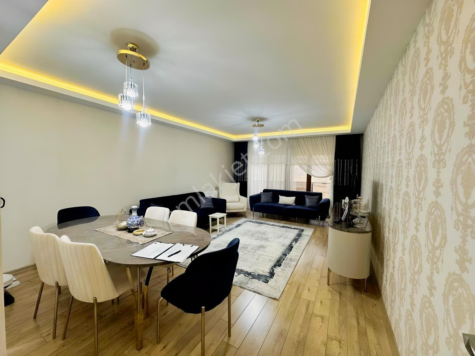 Bağlıca Mermeroğlu Caddesinde V Gate Sitesinde Satılık 4+1 Daire — fotoğraf 4