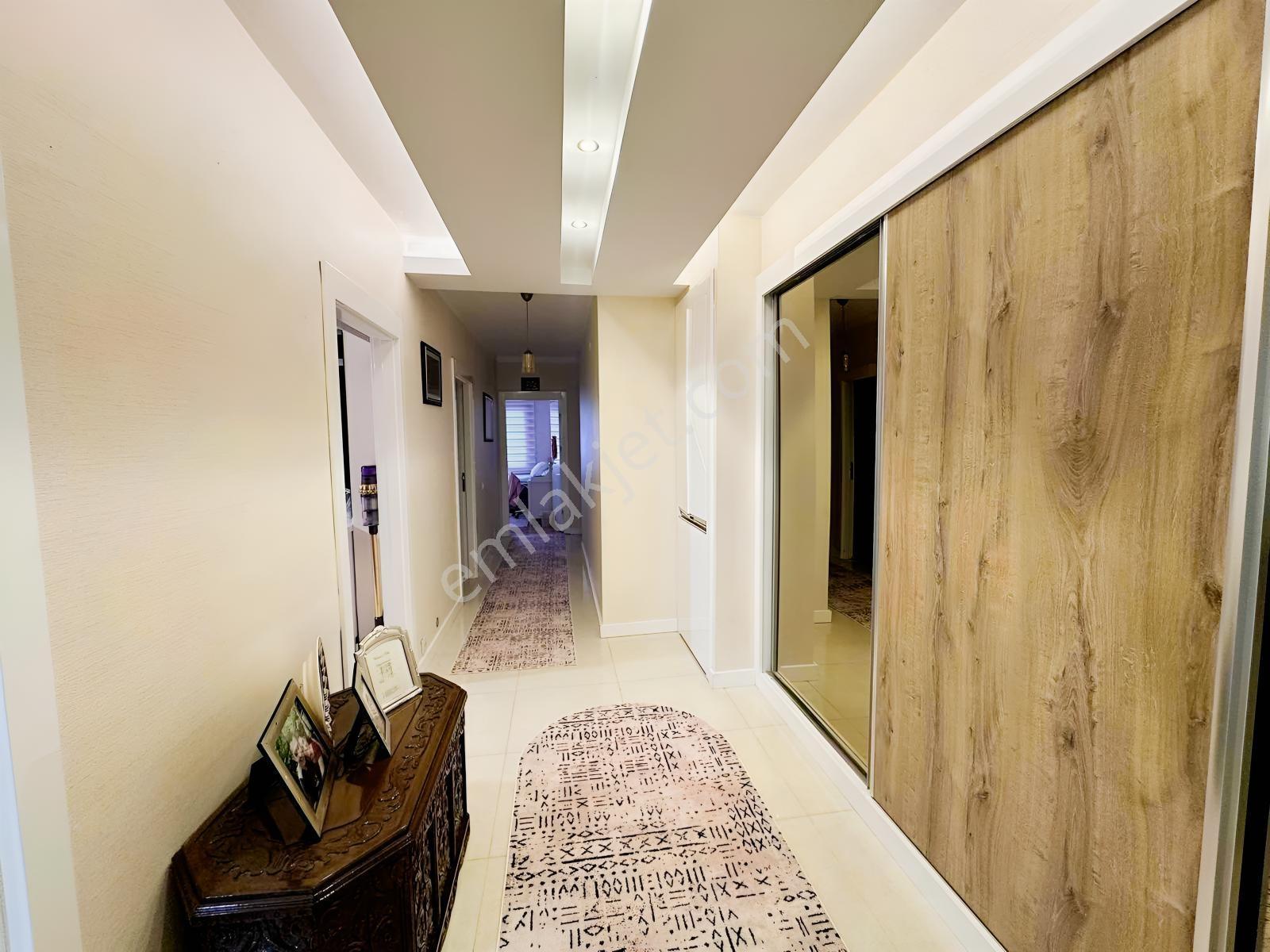 Bağlıca Mermeroğlu Caddesinde V Gate Sitesinde Satılık 4+1 Daire — fotoğraf 15