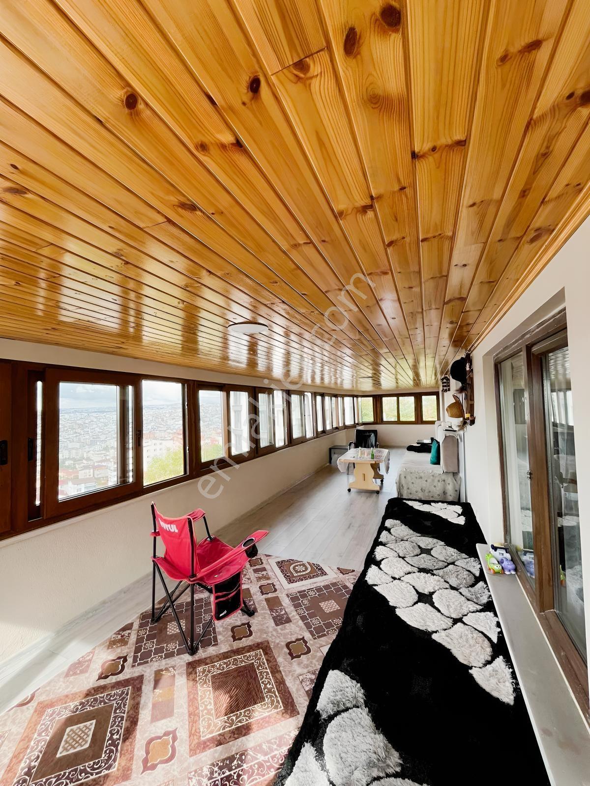 178 M² Arsa Üzerinde 6 Daire + 1 Dükkan Satılık Komple Bina — fotoğraf 16