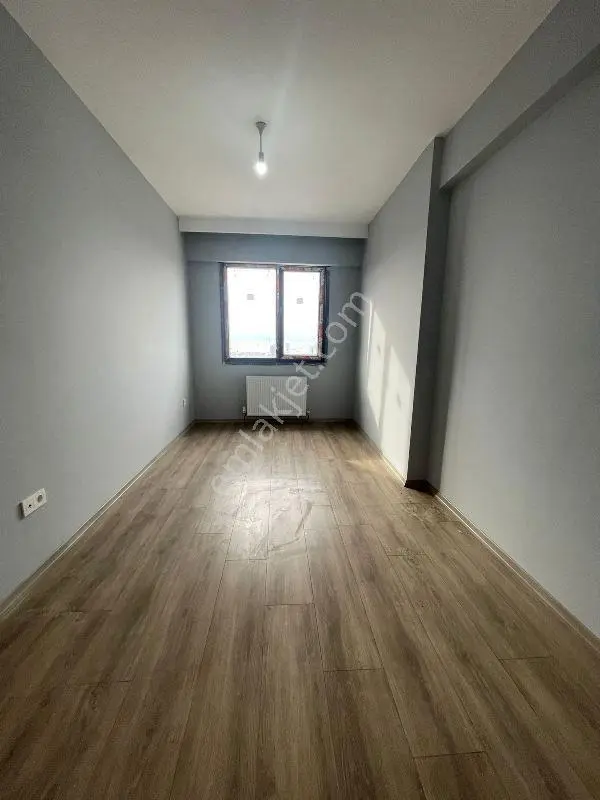 Mertcan'dan Adnan Kahveci Metroya Yürüme 3+1 İskanlı - Ebeveyn Banyolu — fotoğraf 8