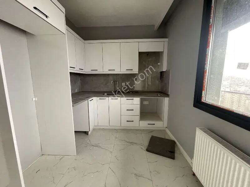 Mertcan'dan Adnan Kahveci Metroya Yürüme 3+1 İskanlı - Ebeveyn Banyolu — fotoğraf 23