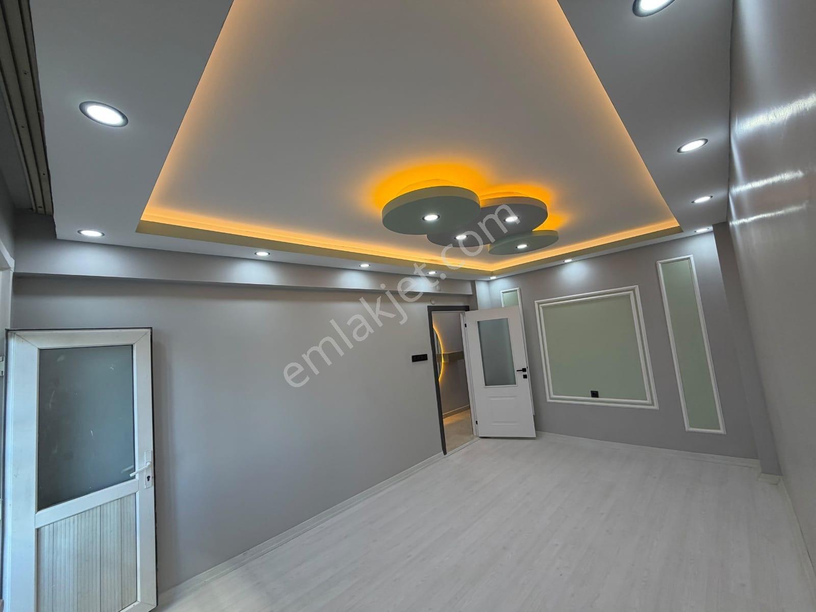 Zafer Yapıdan Satılık Yüksekgirişkat 2+1 80m2 2000yapı Krediye Uygun 50.yılmahde — fotoğraf 2