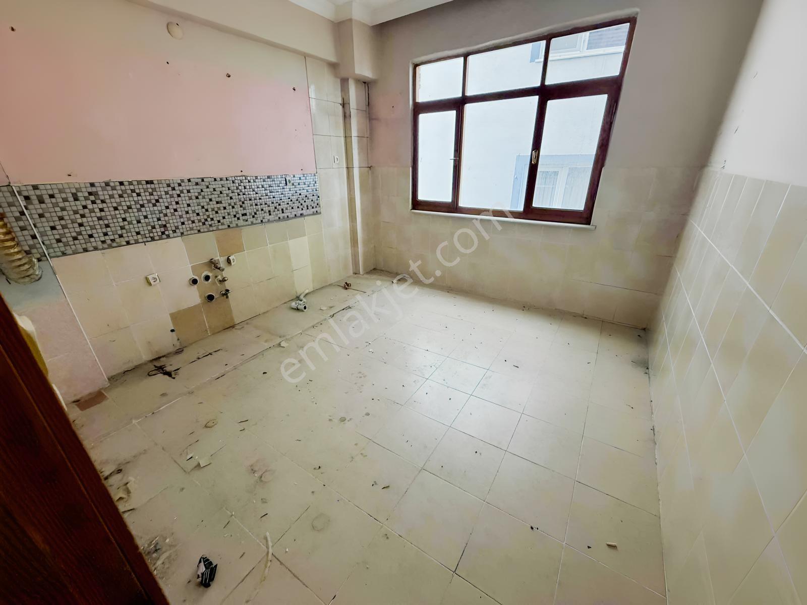 Yardım Emlaktan Akçaabat Dürbinarda Komple Satılık Bina — fotoğraf 24