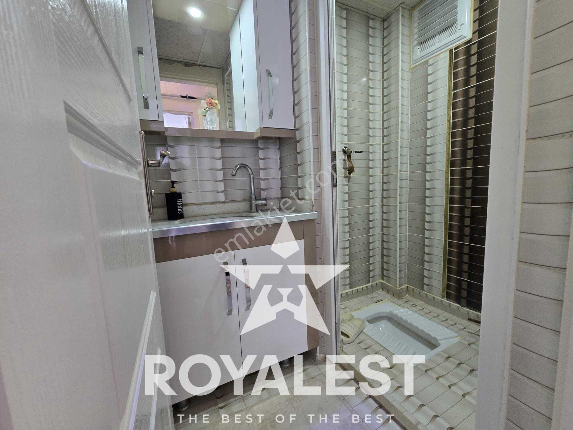 Royales'ten Cadde Üstü Site İçi Geniş Ve Ferah Full Bakımlı 2+1 — fotoğraf 16