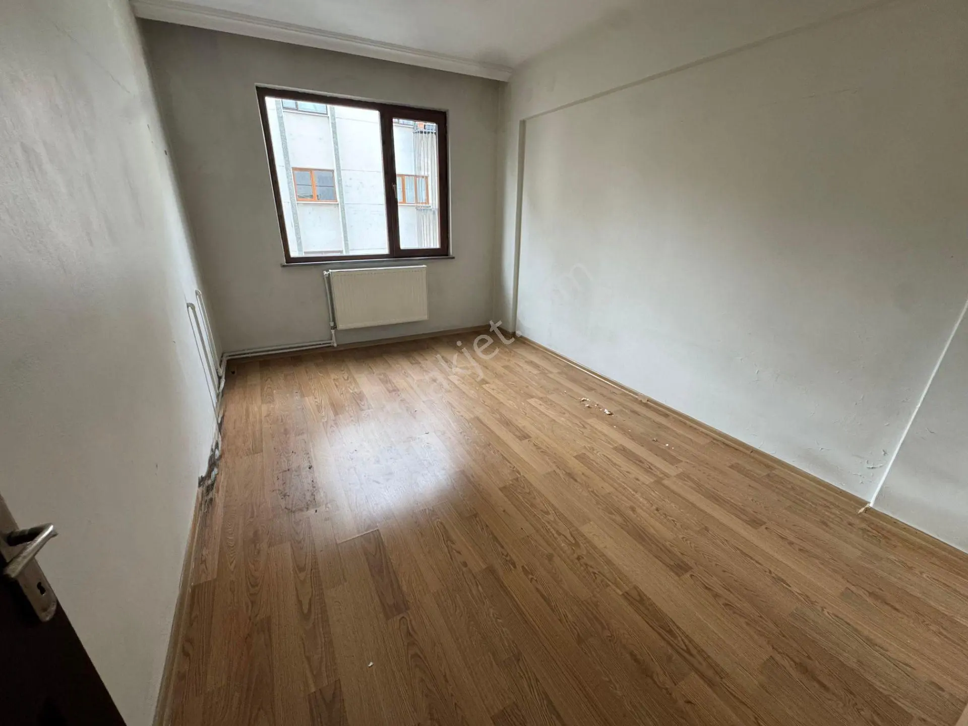 2 Nolu Beşirli'de Merkezi Konumda Satılık Daire — fotoğraf 21
