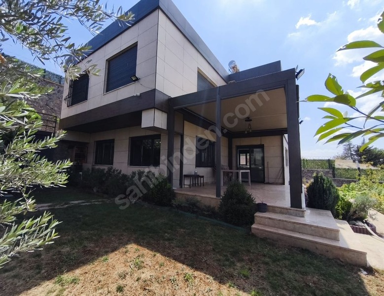 Remax Özgür'den Burç Esentepe De Müthiş Yaşam Alanı Eşyalı Villa — fotoğraf 4