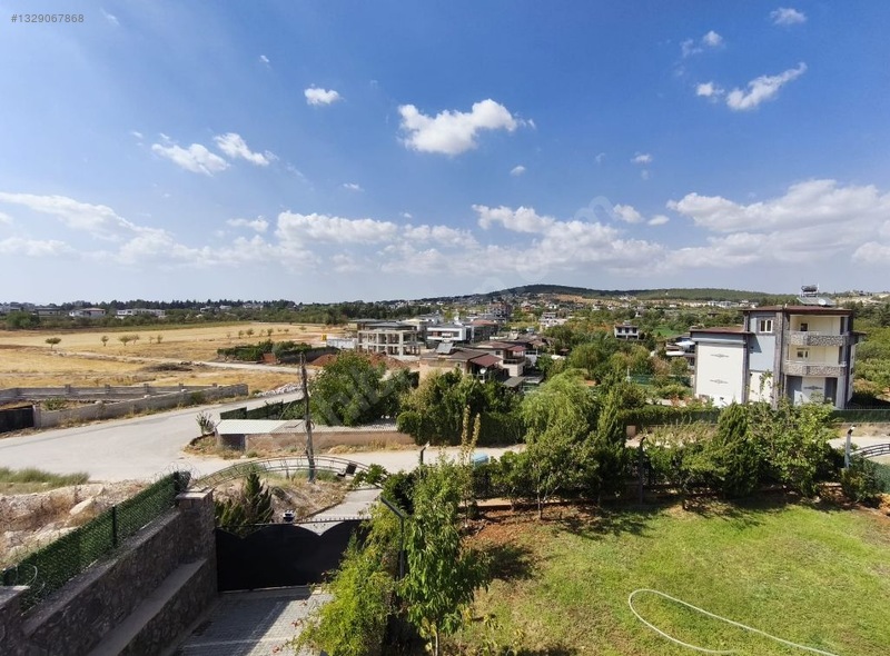 Remax Özgür'den Burç Esentepe De Müthiş Yaşam Alanı Eşyalı Villa — fotoğraf 9