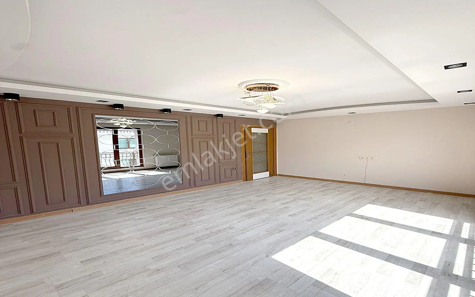 Yıldırım Yapı'dan Güzelyurt Metrobüse 10 Dk Krediye Uygun 2+1 Full Dekorlu Satılık Arakat Daire!! — fotoğraf 6