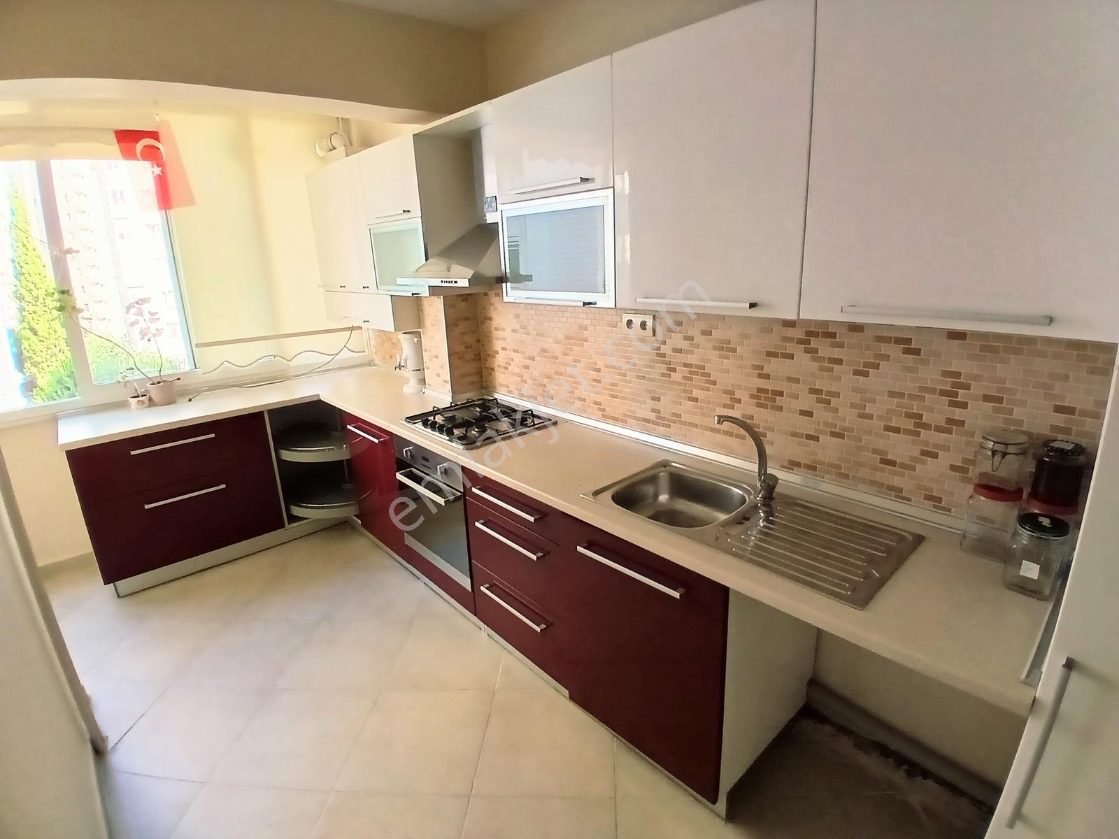 Kozyatağı Oyak C Sitesi'nde Satılık 3+1 Daire — fotoğraf 16