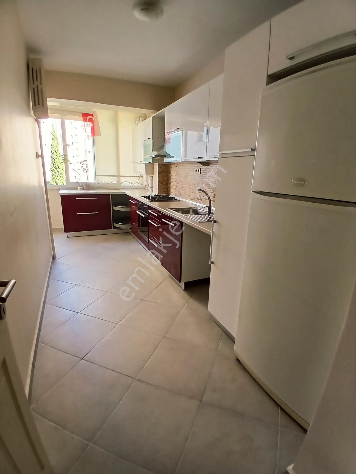 Kozyatağı Oyak C Sitesi'nde Satılık 3+1 Daire — fotoğraf 19