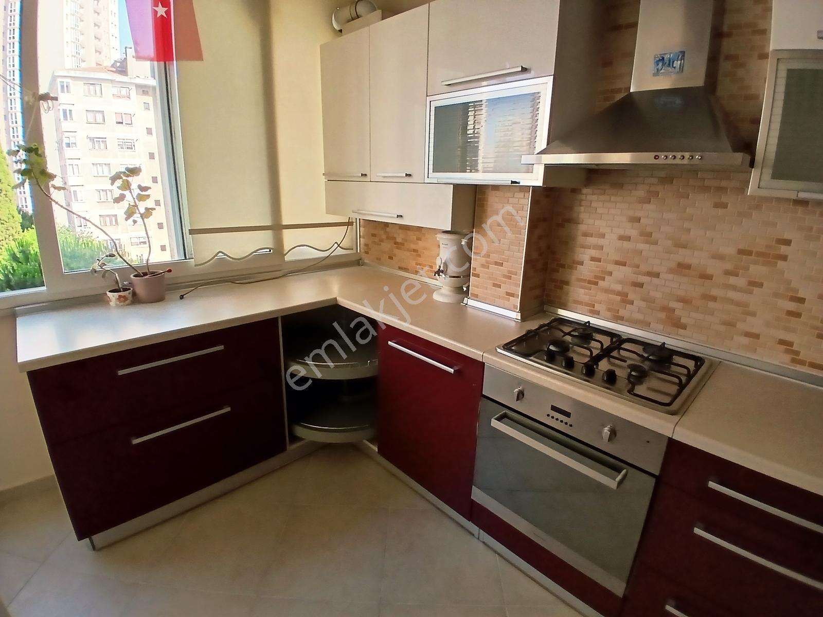 Kozyatağı Oyak C Sitesi'nde Satılık 3+1 Daire — fotoğraf 21