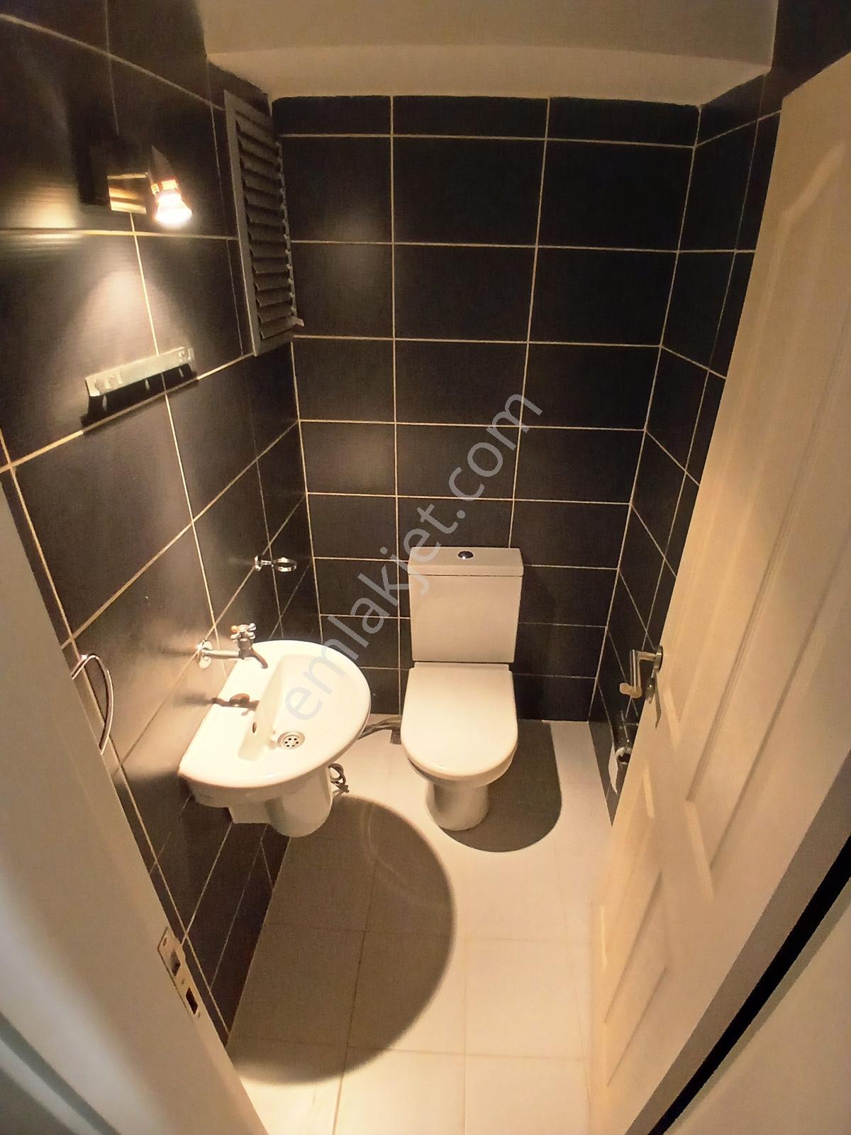 Kozyatağı Oyak C Sitesi'nde Satılık 3+1 Daire — fotoğraf 22