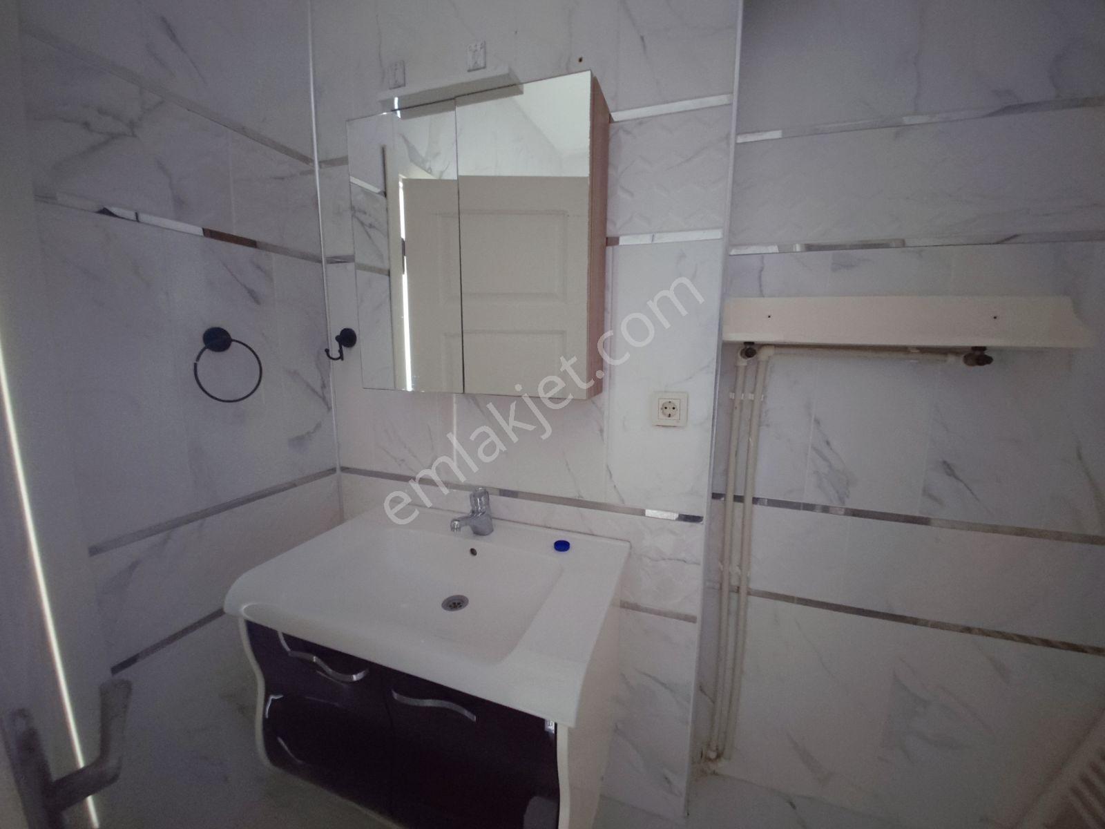 Çamçeşme Mah E-5 Cuma Pazarına Yakın 2+1 Kombili Daire — fotoğraf 28