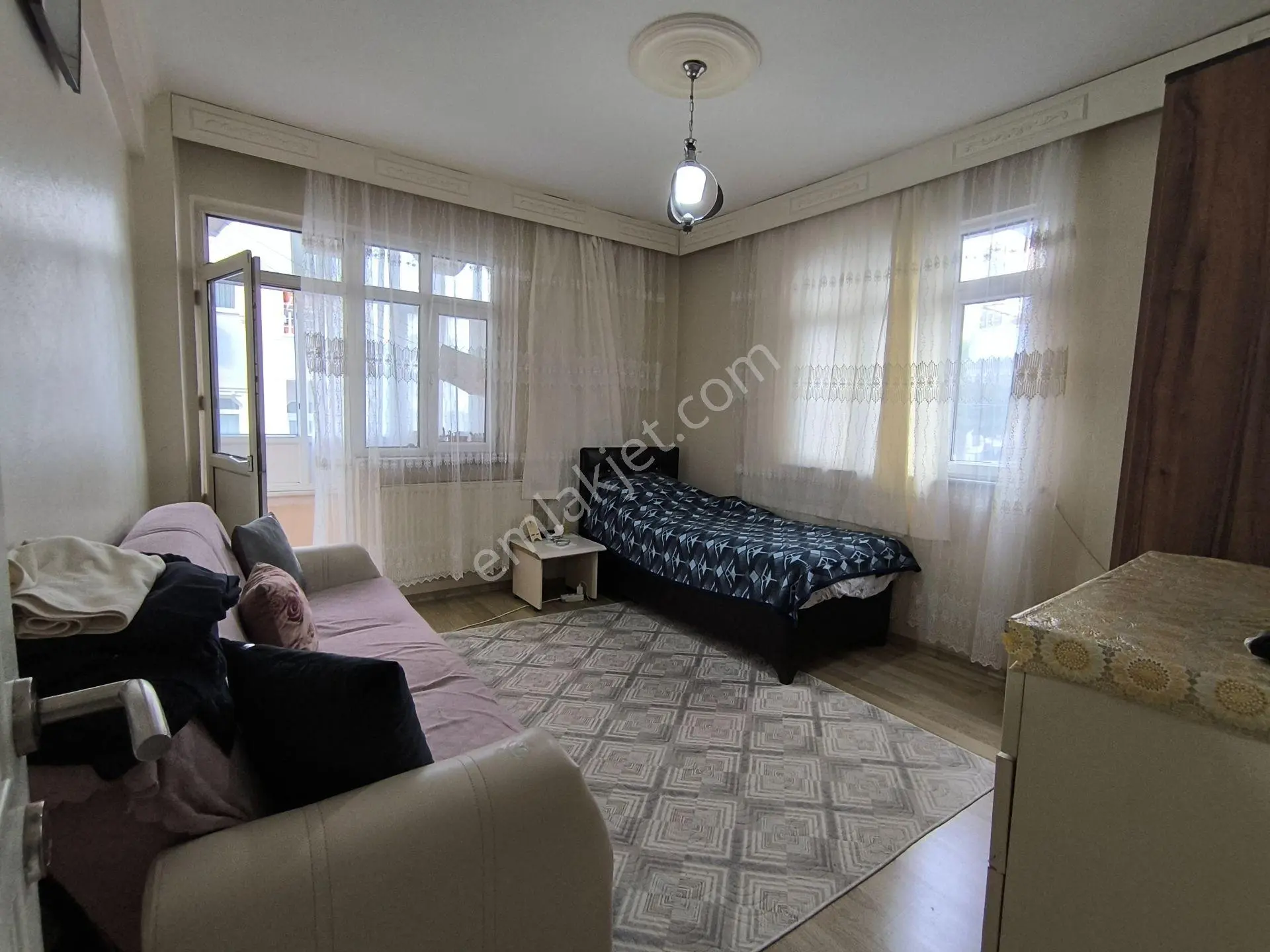 Yenibosnada 2+1 115m2 1.kat Hisseli Daire — fotoğraf 4