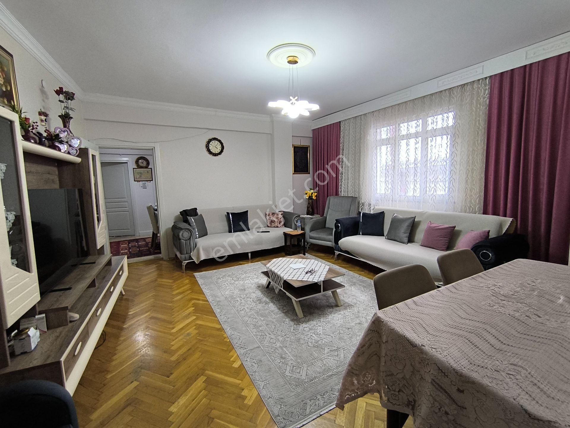 Yenibosnada 2+1 115m2 1.kat Hisseli Daire — fotoğraf 10
