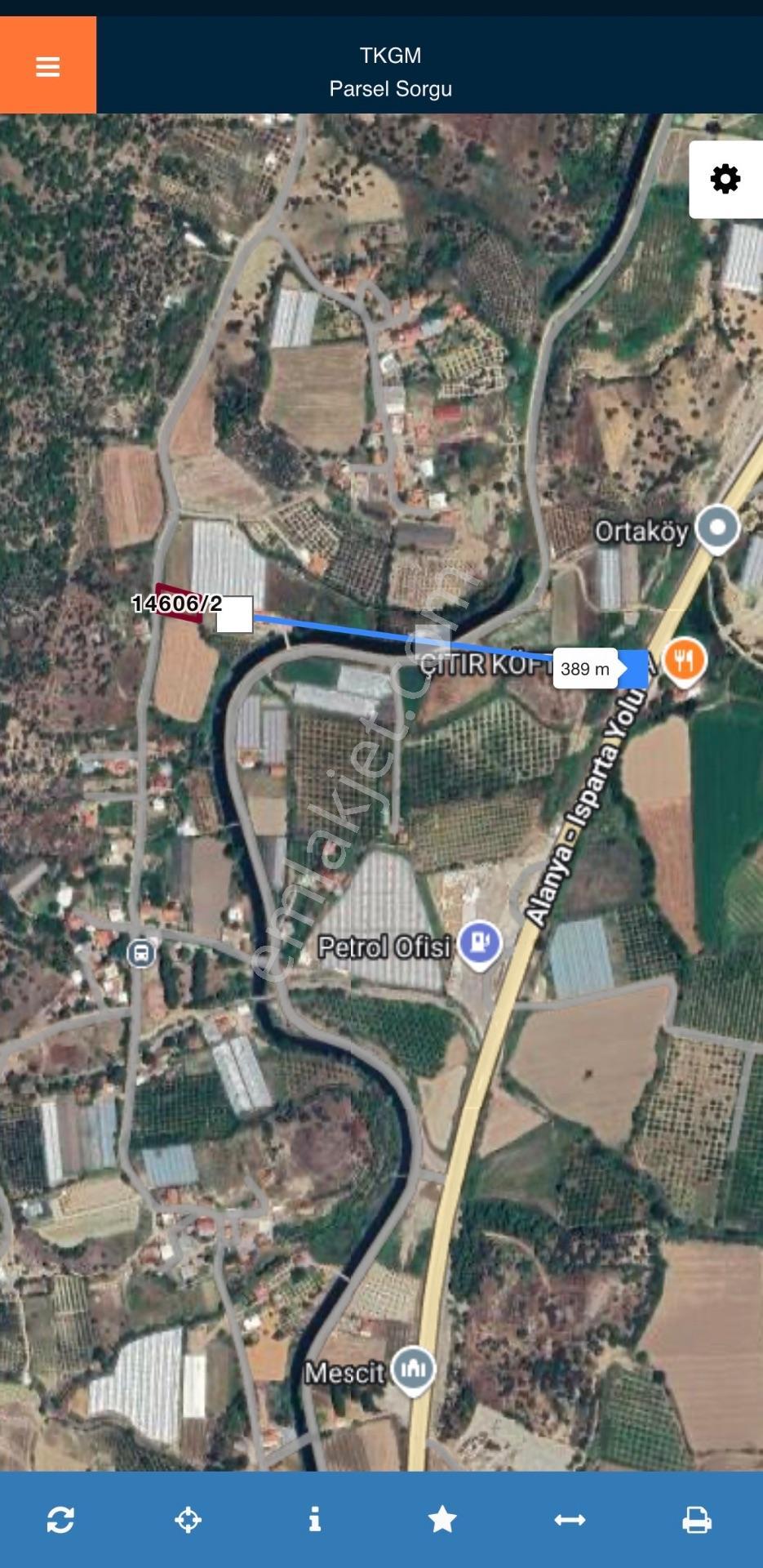 Aksu Karaöz’De Antalya Isparta Yoluna 400 Metre Fırsat Tarla