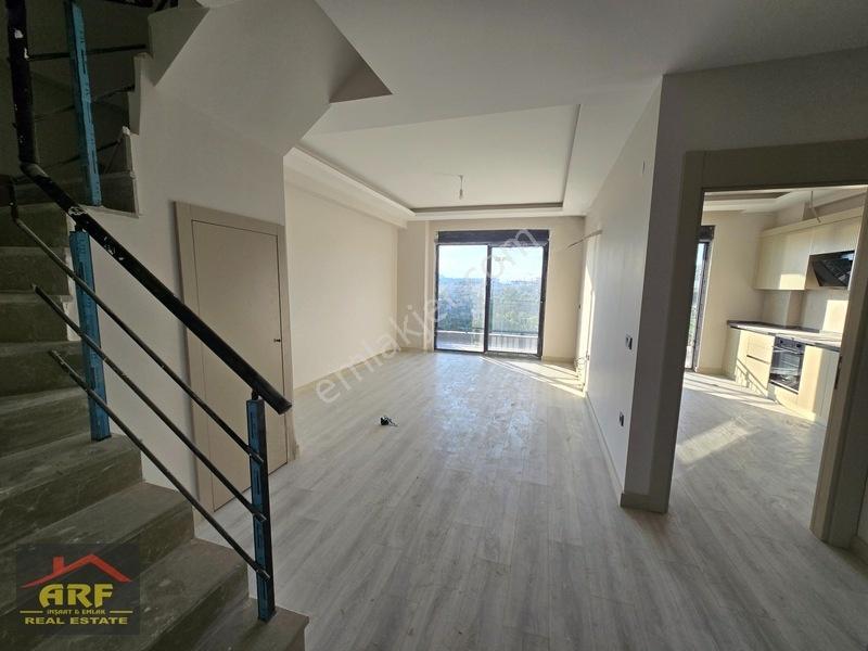 Okurcalarda Denize Sıfır 120 M² Satılık 2+1 Dubleks | Havuzlu — fotoğraf 10