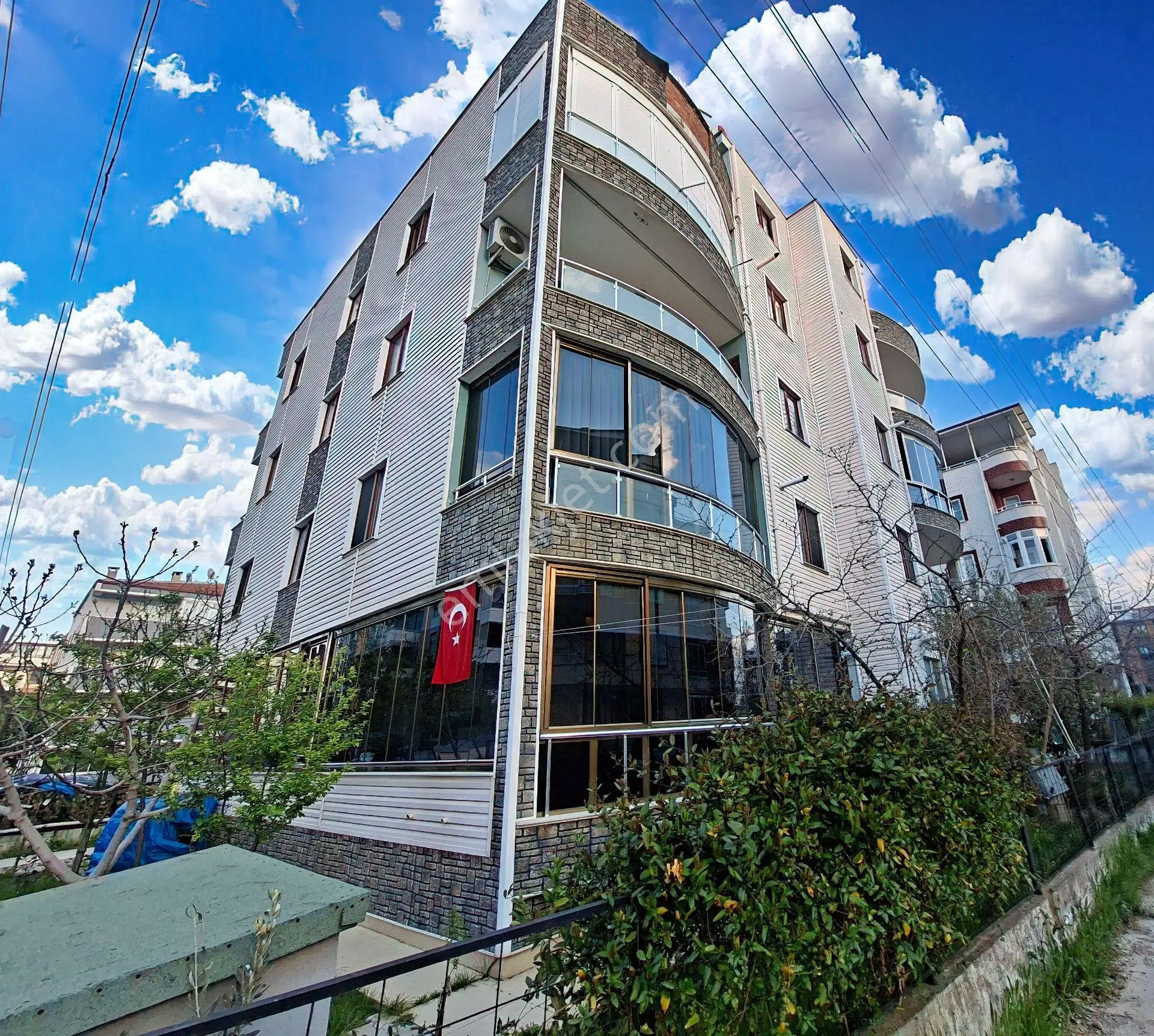 🛑🛑Aktif'Ten Akçay'Da Satılık Denize 300Mt Doğalgazlı Ön Cephe Arakat 2+1 Daire
