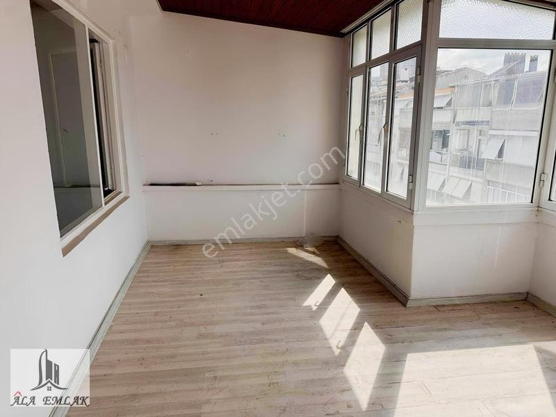 Hatay Noktada Teraslı 2+1 Doğalgazlı Satılık — fotoğraf 2